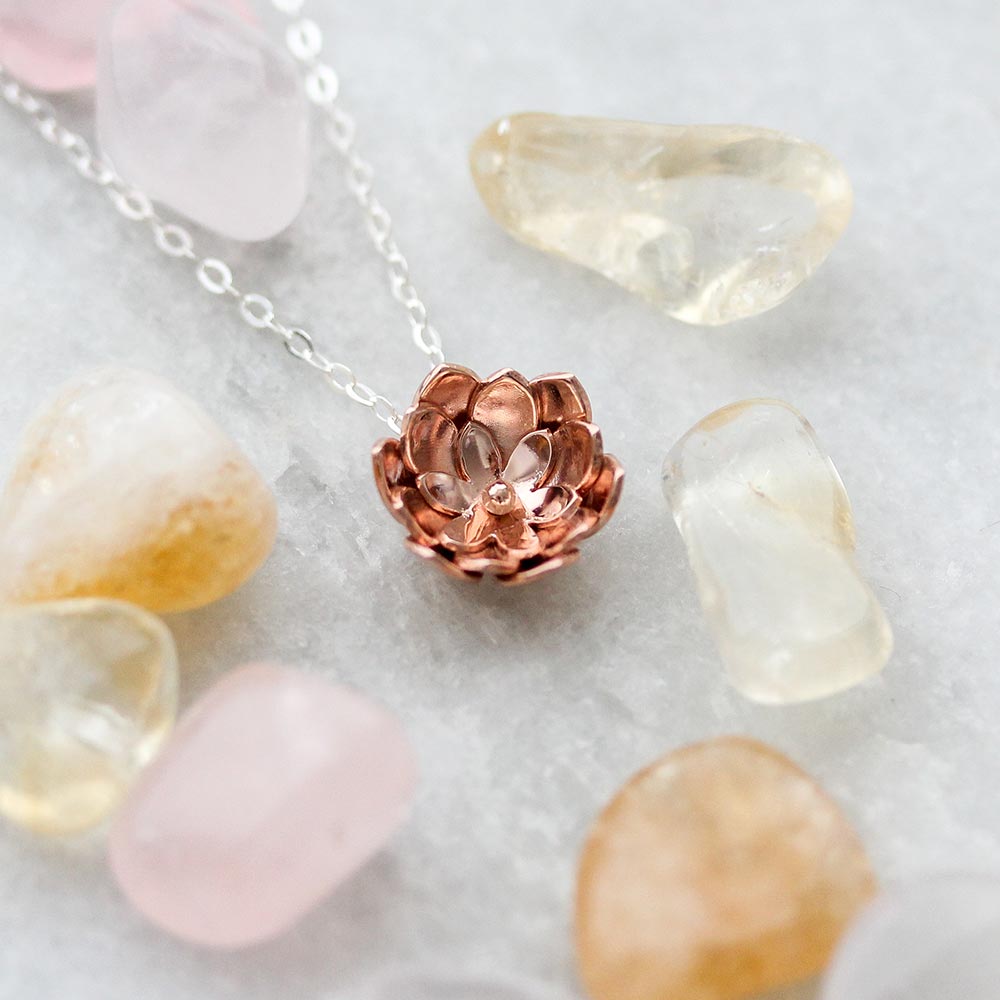Double tulip rose gold pendant necklace